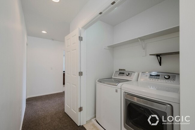 Building Photo - 7673 Decrescendo Dr