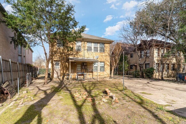 Building Photo - 4008 Herschel Ave