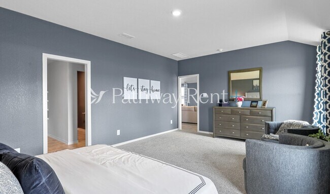 Building Photo - 8417 Hollymead Ln