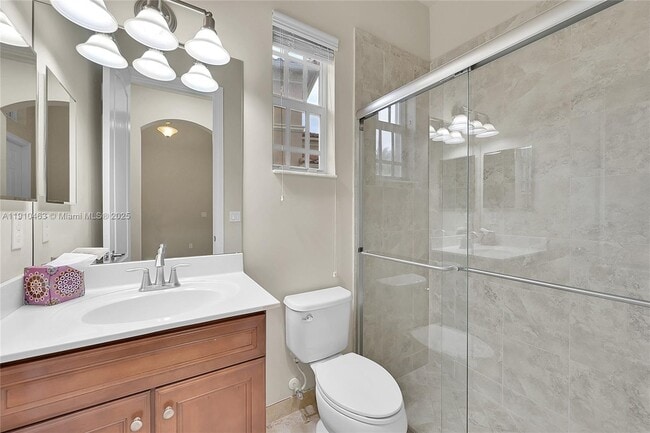 Building Photo - 9051 Edgewater Bend