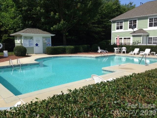 Building Photo - 17428 Tuscany Ln