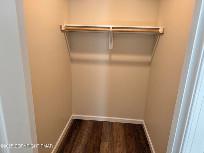 Building Photo - 3884 PA-115