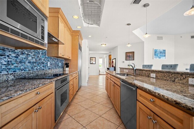 Building Photo - 1375 Beach Rd