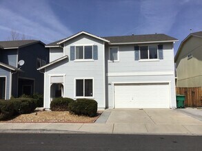 Building Photo - 4055 Laurel Park Way