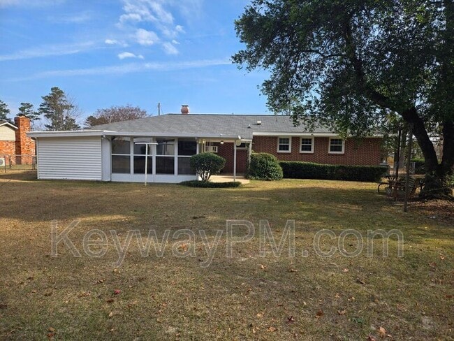 Building Photo - 161 Hickory Dr S Cir