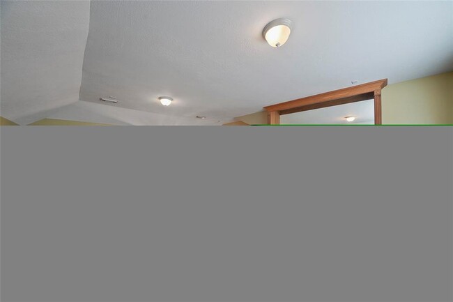 Building Photo - 13019 Coopers Hawk Dr