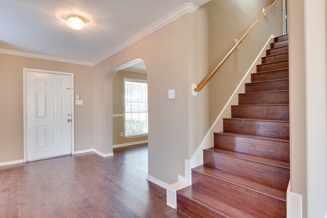 Building Photo - 6611 Amberfield Ln