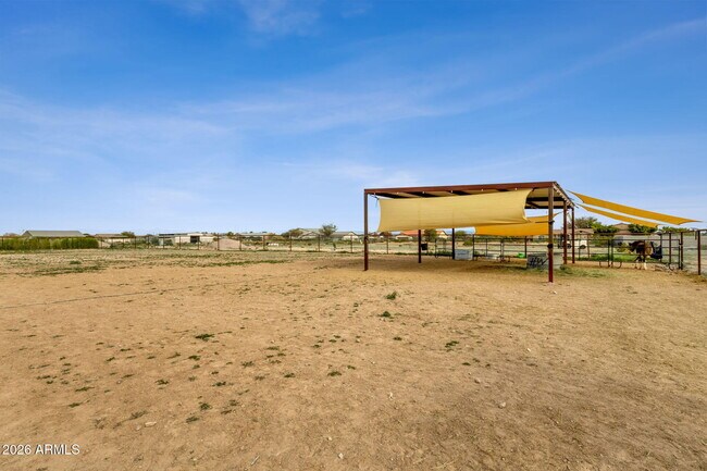 Building Photo - 851 W Quail Cir