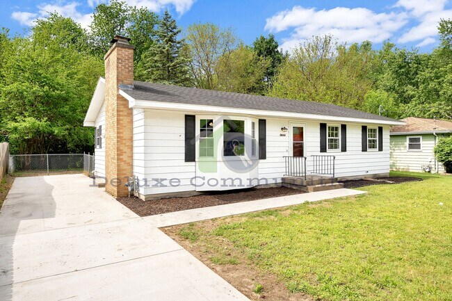 Building Photo - Charming 3 Bedroom 1.5 Bath