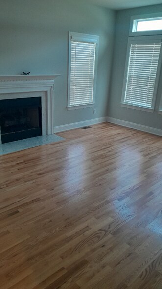 Building Photo - 1206 Mendenhall Ct