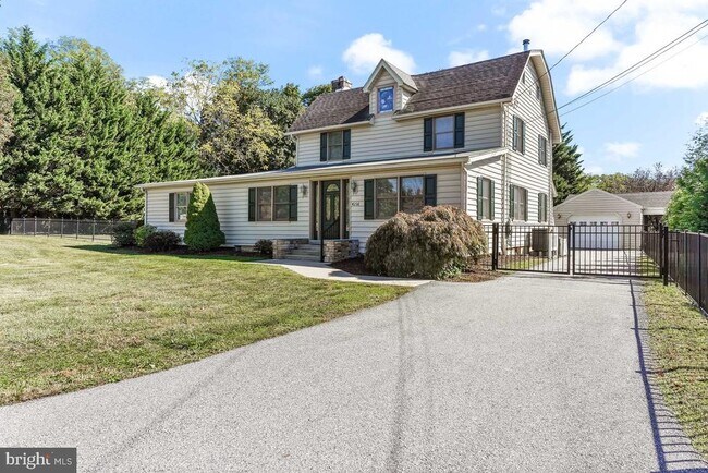 Building Photo - 4236 Florida Ave