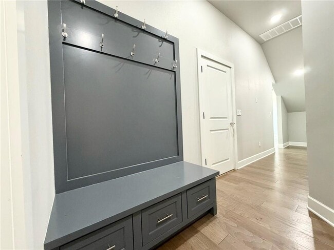 Building Photo - 1641 Cherrie St