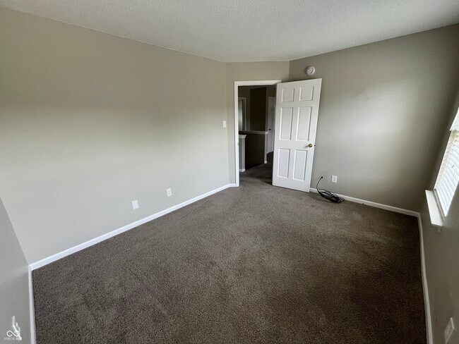 Building Photo - 14928 Drayton Dr