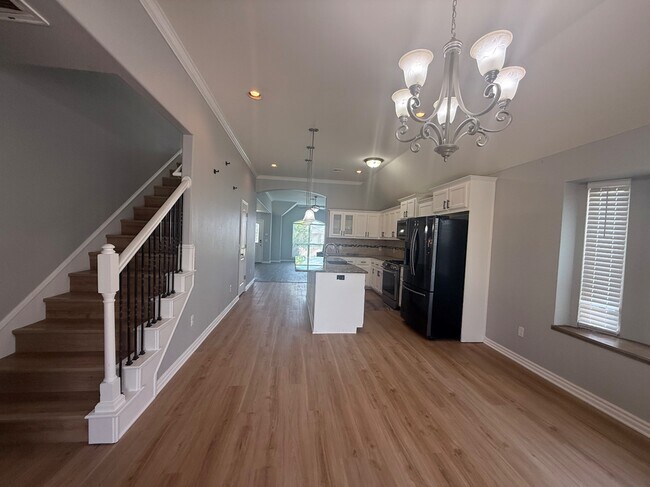 Building Photo - 6605 NW 158th St