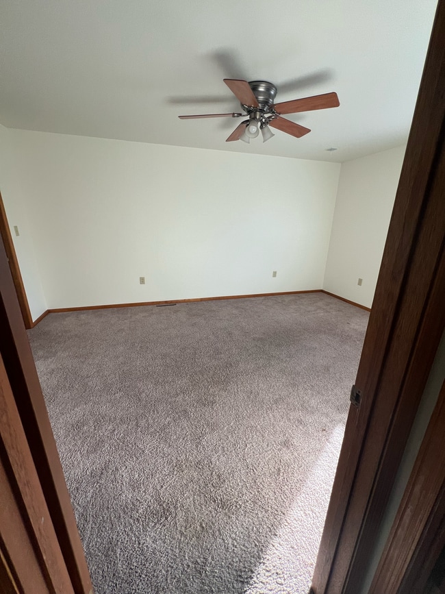 Building Photo - 162 S 19th St