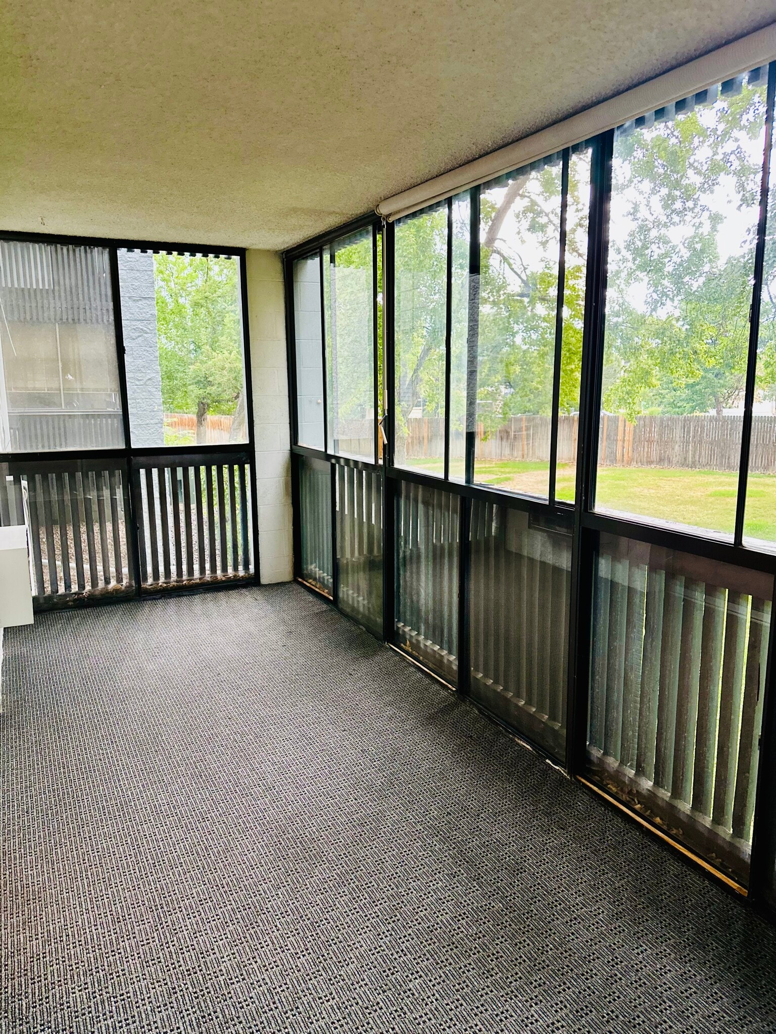 Building Photo - 3460 S Poplar St