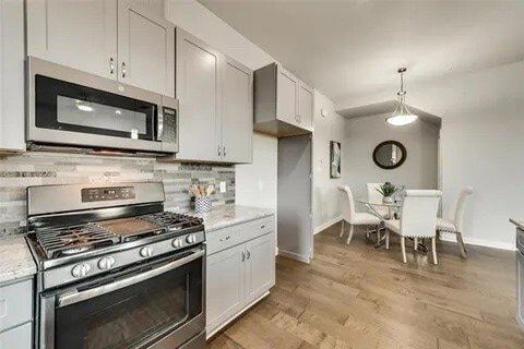 Building Photo - 5805 Rivendell Dr