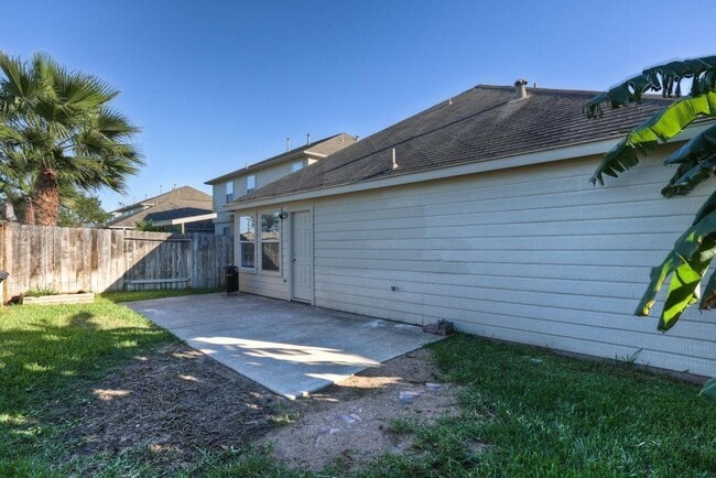 Building Photo - 18530 Alemarble Oak St