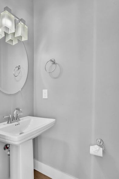 Building Photo - 1801A Sevier St