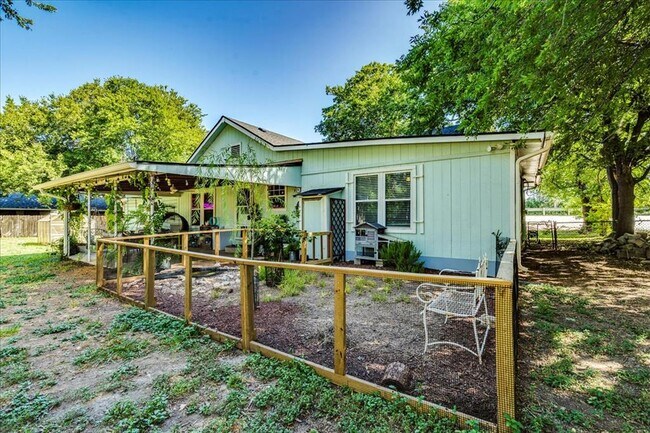 Building Photo - 20075 San Marcos Hwy