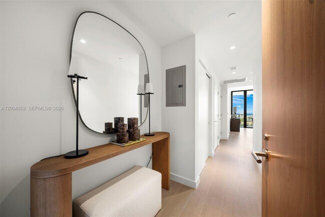 Building Photo - 500 Alton Rd