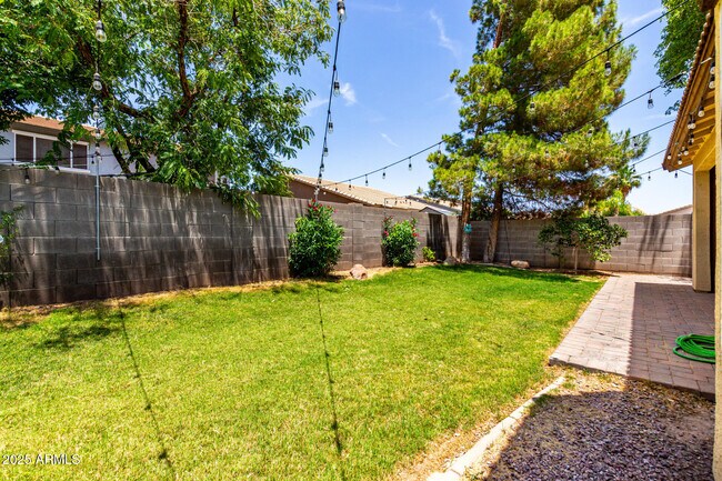 Building Photo - 3704 E Wyatt Way