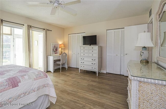 Building Photo - 11 Vista Palm Ln