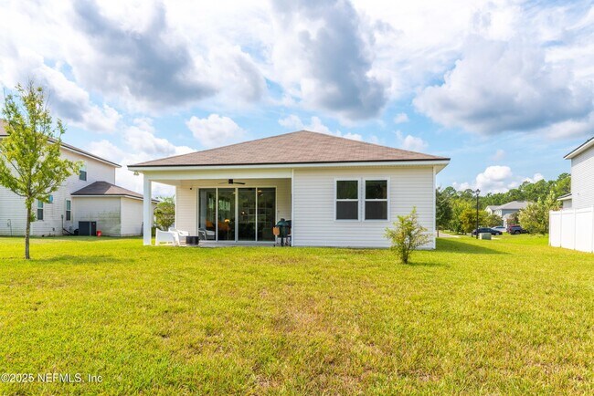 Building Photo - 4556 Pine Ridge Pkwy