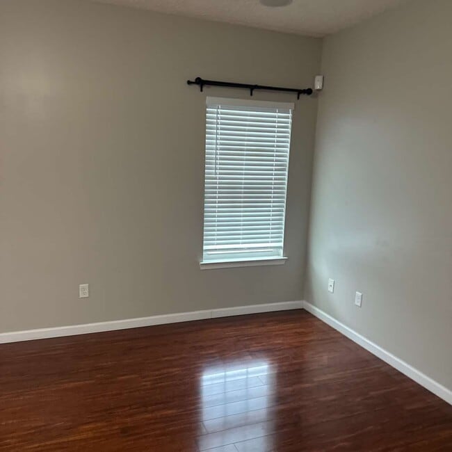 Building Photo - 2059 Matt Way