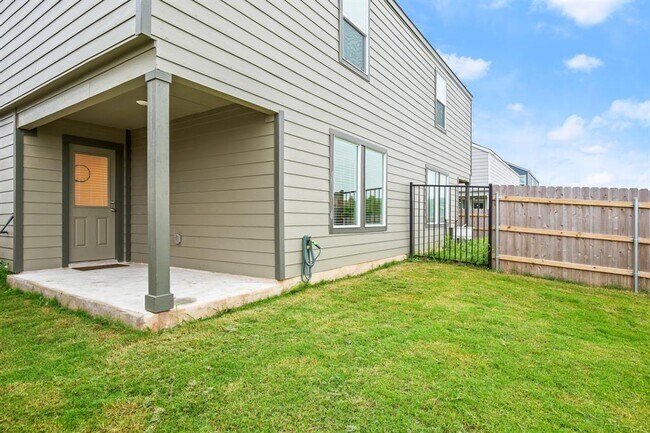 Building Photo - 7304 Sparkling Light Dr