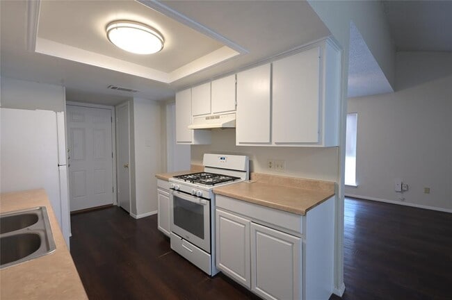 Building Photo - 4713 Teri Rd