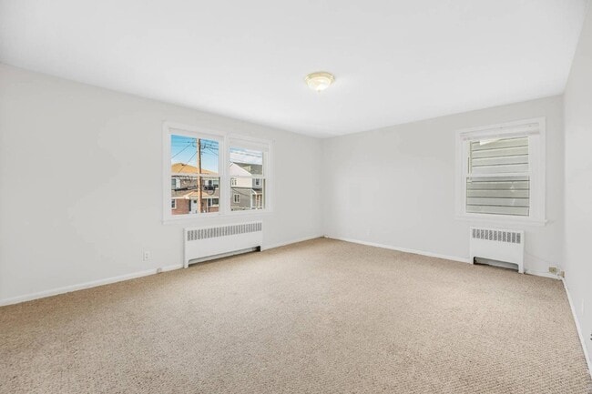 Building Photo - 120 Woodside Ave