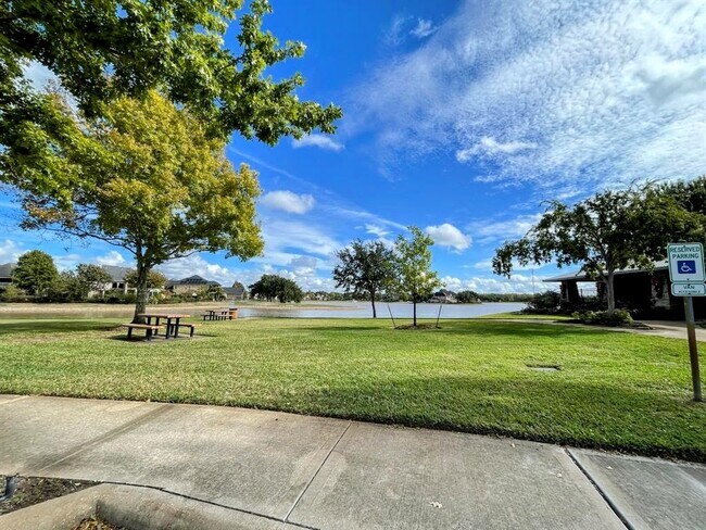 Building Photo - 13011 Sandflower Ln