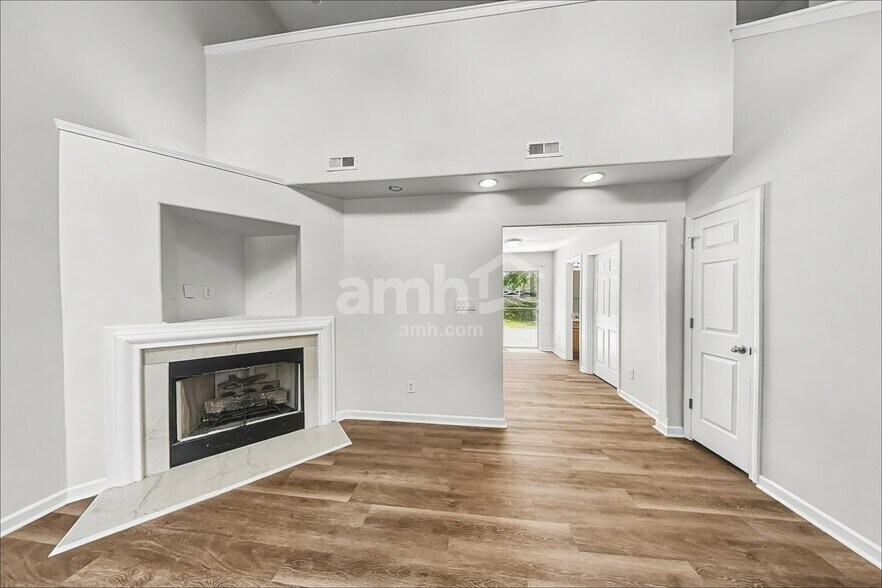 Building Photo - 10510 Glory Meadow Ct