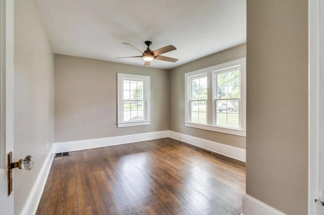 Building Photo - 237 Randolph St