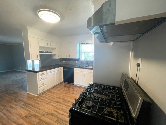 Building Photo - 913 Susan St