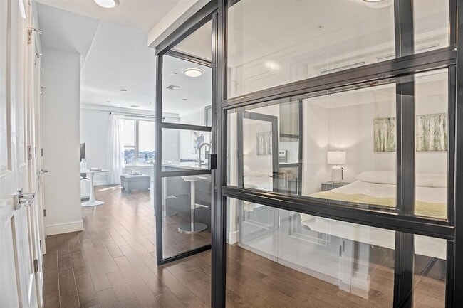 Building Photo - 6401 Park Ave