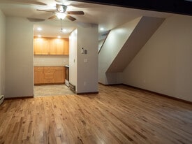 Building Photo - 2026 SW Carolina St