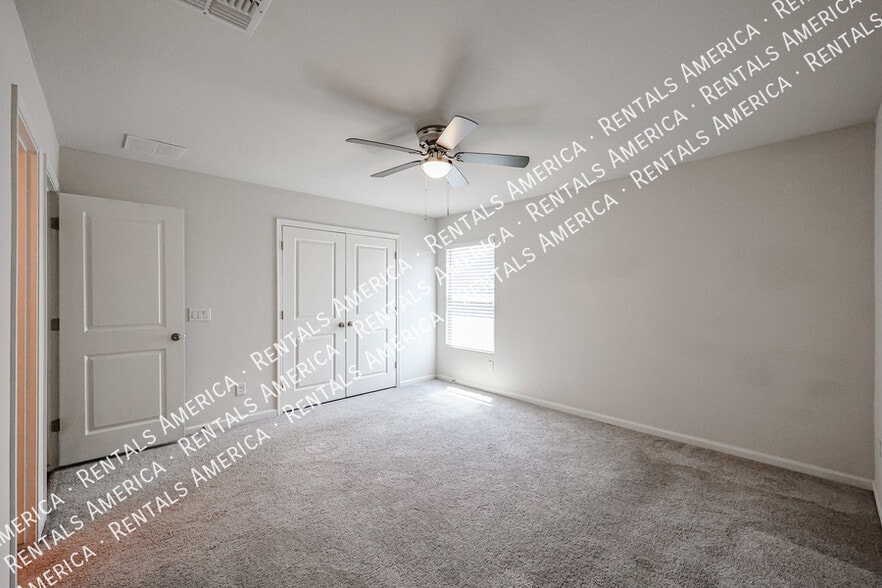 Building Photo - 123 E Bobcat Pl