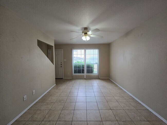 Building Photo - PRICE REDUCTION - AVAILABLE NOW!