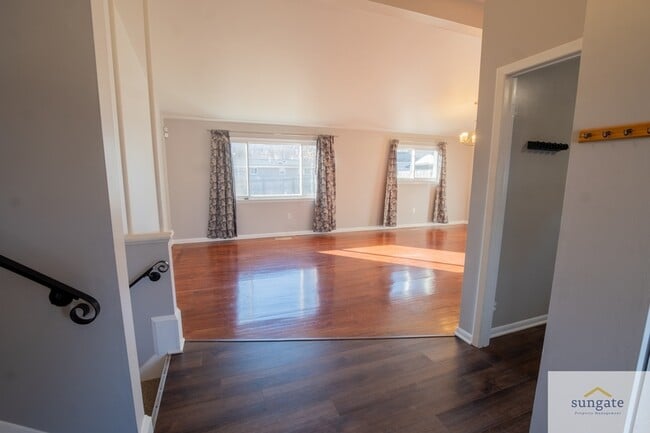 Building Photo - 7411 Kathydale Rd