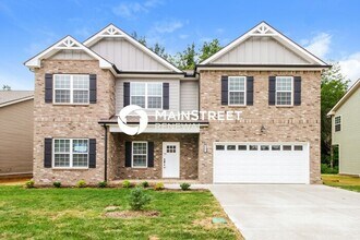 Building Photo - 4 Bedroom Pet-Friendly Home in Murfreesbor...