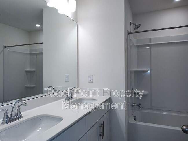 Building Photo - 1238 Pebble Grove Dr