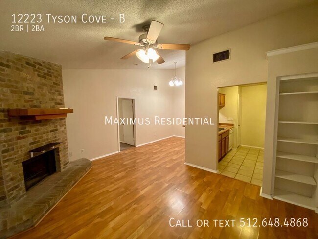 Building Photo - Well-Maintained N. Austin 2/2 - Easily Acc...