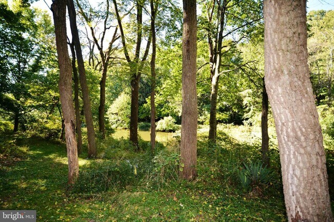 Building Photo - 50 Renninger Rd