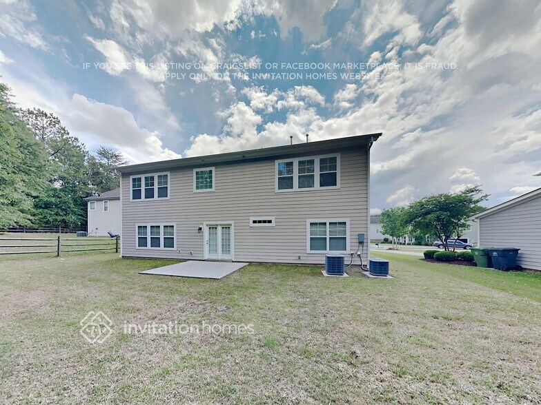 Building Photo - 16858 Rudence Ct