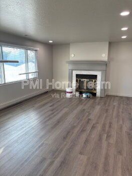 Building Photo - 245 E 200 N