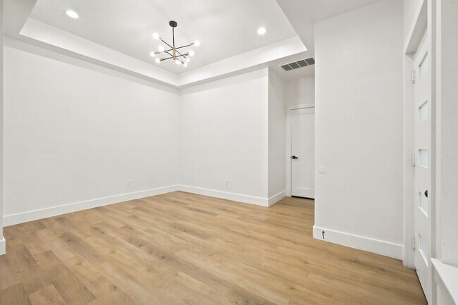 Building Photo - 4217 Hare St