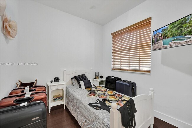 Building Photo - 19413 38th Ct