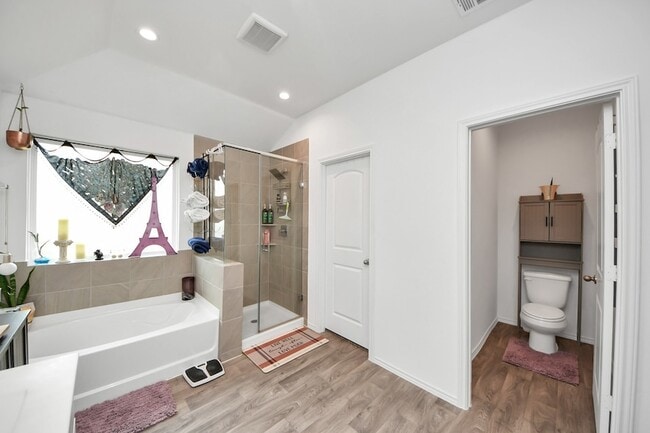 Building Photo - 403 Blanco Ln